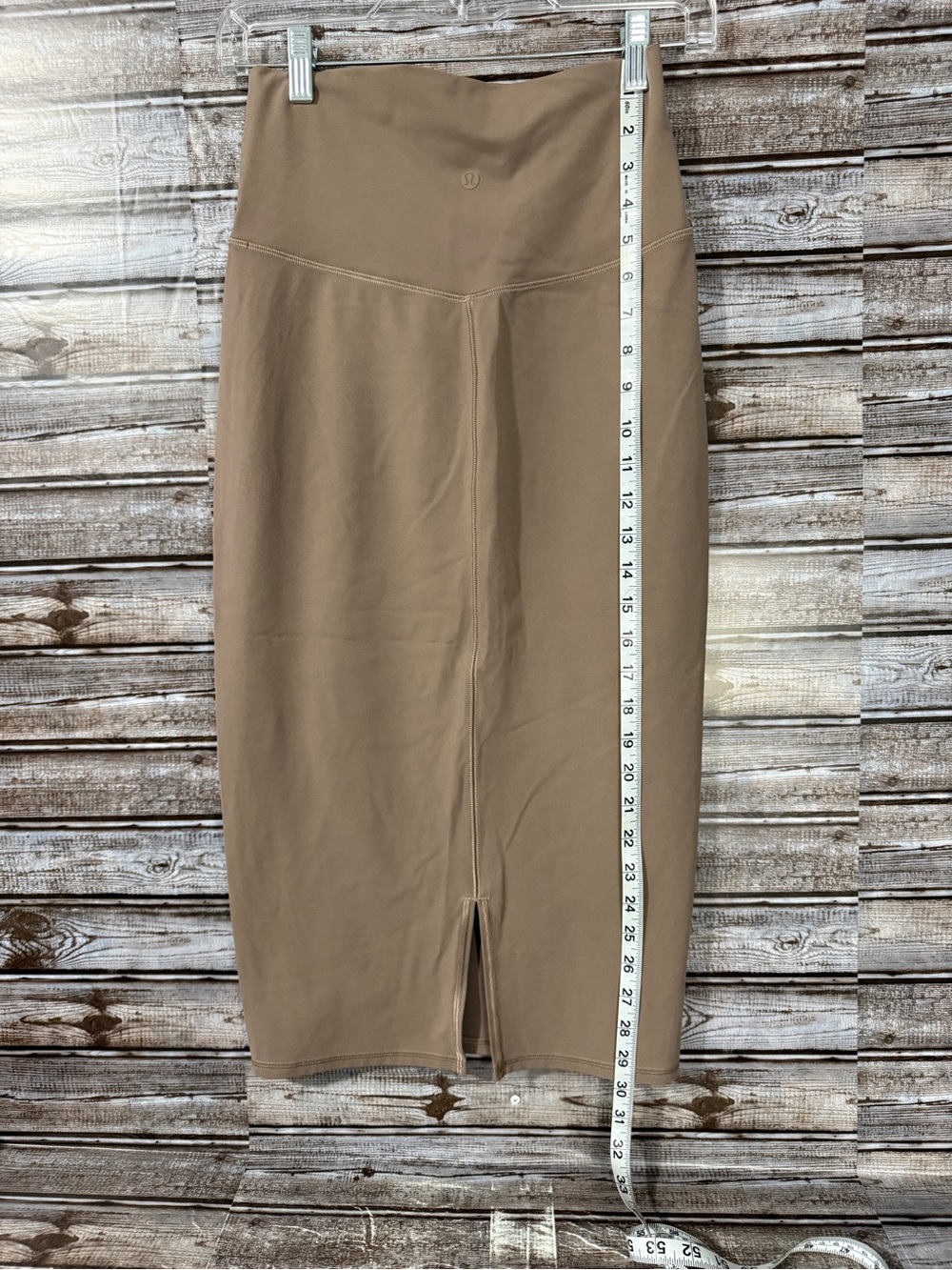 Lululemon Nulu Slim Fit High Rise Skirt in Taupe Brown see description size sm - Picture 4 of 6